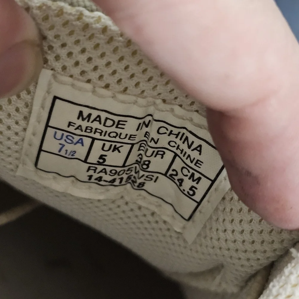 Reebok White and Tan Men's Shoes